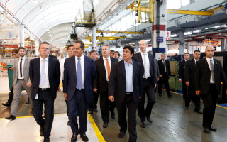 Scioli en Mercedes Benz