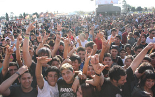 A pura música, más de 80.000 personas disfrutaron del Rockea BA en la UNLaM