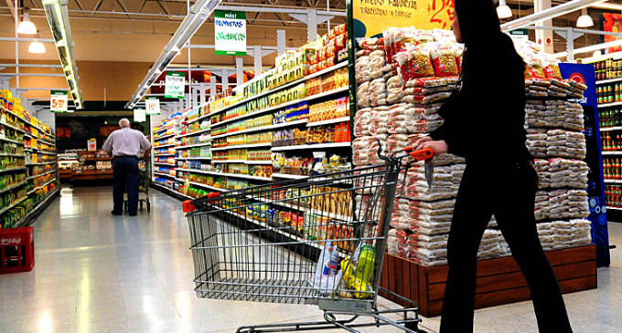 Los supermercados y shoppings, con más ventas