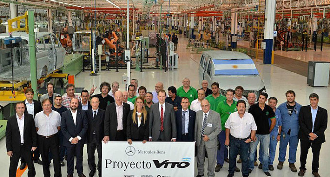 Mercedes Benz comenzó a producir una nueva van en su planta de Virrey del Pino