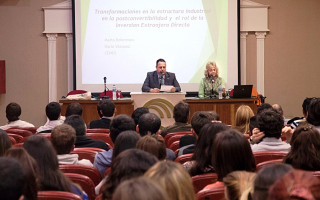 La UNLaM realizó una jornada sobre las transformaciones en la estructura industrial