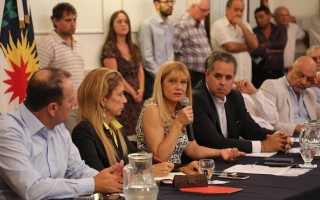 Verónica Magario se reunió con más de un centenar de  empresarios y trabajadores para proteger el trabajo, la   producción y el consumo en La Matanza