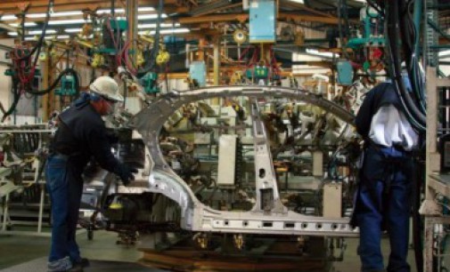 La producción industrial cayó en un 1,6%