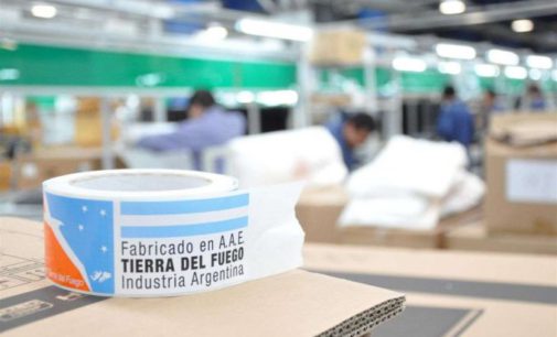 Quitan el arancel para la importación de computadoras: peligran 5000 empleos