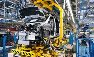SMATA aclaró que los 500 nuevos trabajadores de Mercedes Benz se sumarán «en 2019»