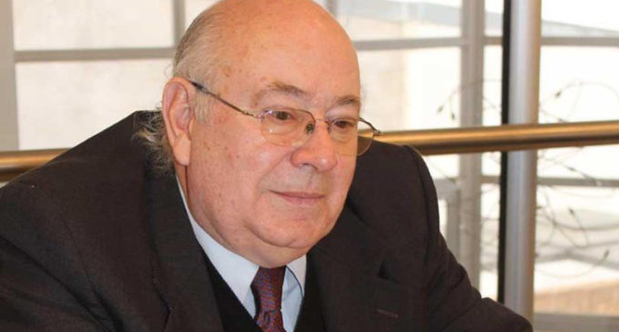 Enrique Fowler Newton: “Las discusiones contables están afectadas por lo político”