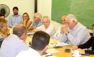 Industriales textiles y del calzado matanceros se reunieron con funcionarios por su “difícil situación”