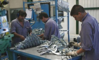 El 55,4 por ciento de las PyMEs cree que bajará su demanda interna a principios de este año