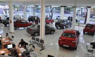 Advierten que la venta de autos cero kilómetro cayó hasta 50 por ciento