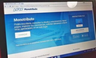 La AFIP categorizó a más de cuatro millones de monotributistas y ofreció facilidades de pago
