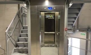 El Obelisco de Buenos Aires estrenó ascensor 100% hecho en La Matanza