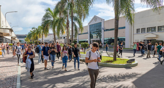 Cientos de estudiantes comienzan su camino en la Universidad Nacional de La Matanza