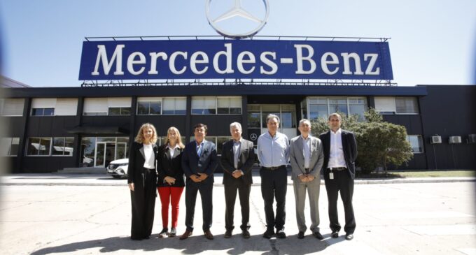 Fernando Espinoza: «El país va a salir adelante con más educación y generación de trabajo»