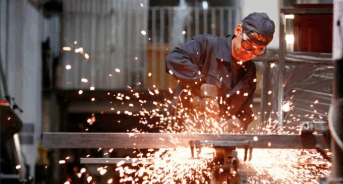 La industria no levanta: en agosto, cayó 3,2 por ciento interanual